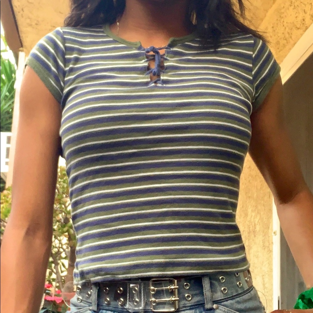 🐉STRIPPED ABERCROMBIE BABY TEE🐉